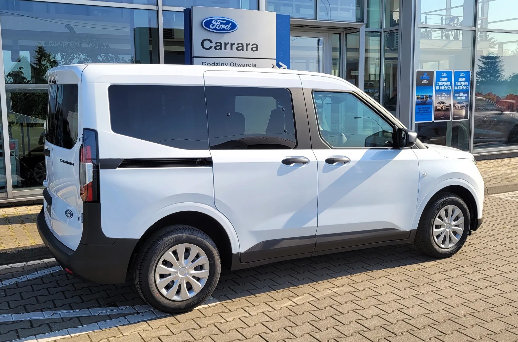 Ford Courier Transit Courier Kombi 1.5 EcoBlue 100KM, M6. Ruchoma przegroda z kraty