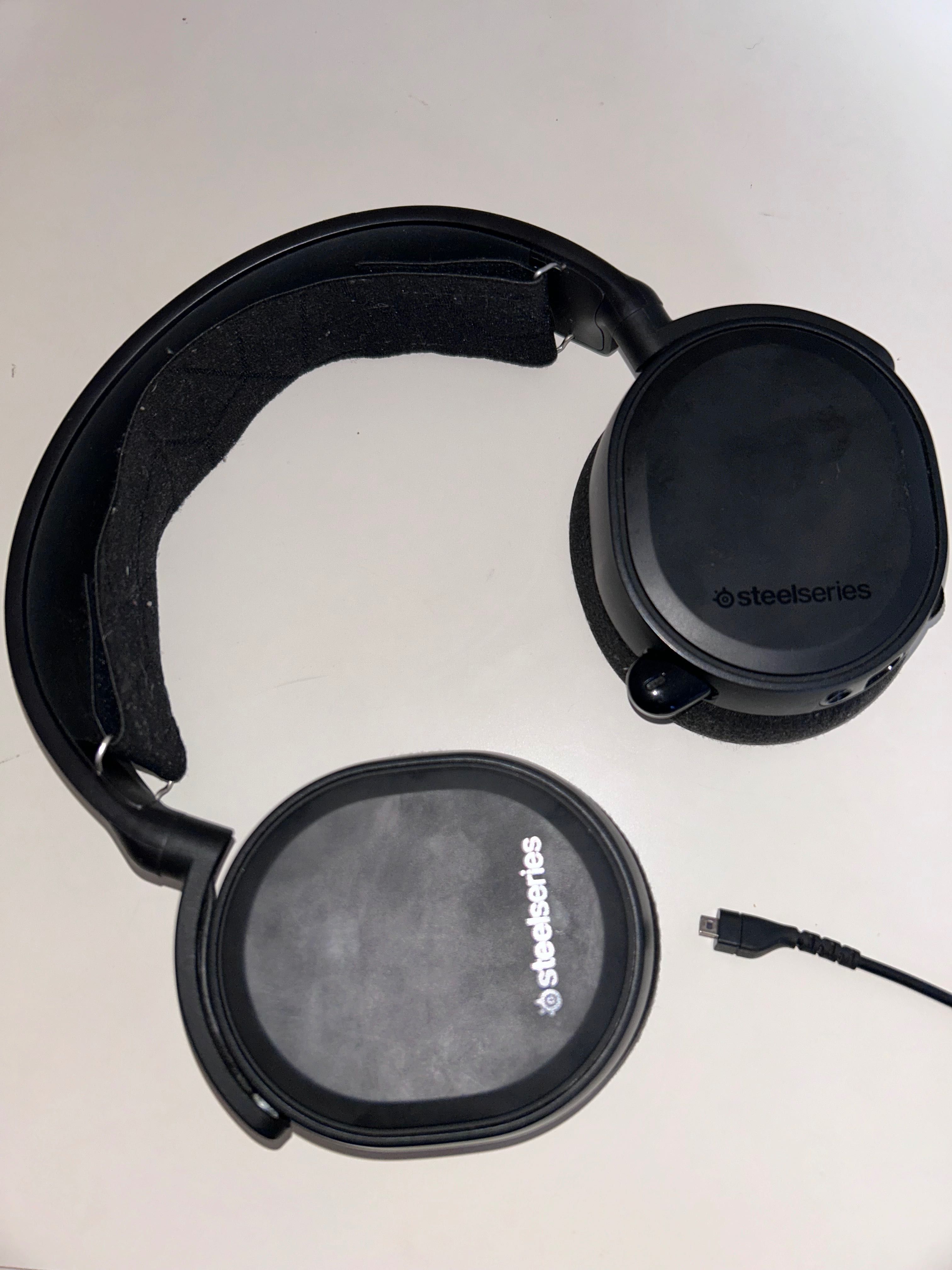 Headset SteelSeries Arctic 3 2019 Edition
