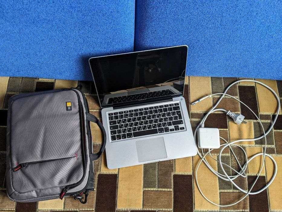 MacBook Pro (13-inch, Early 2011)