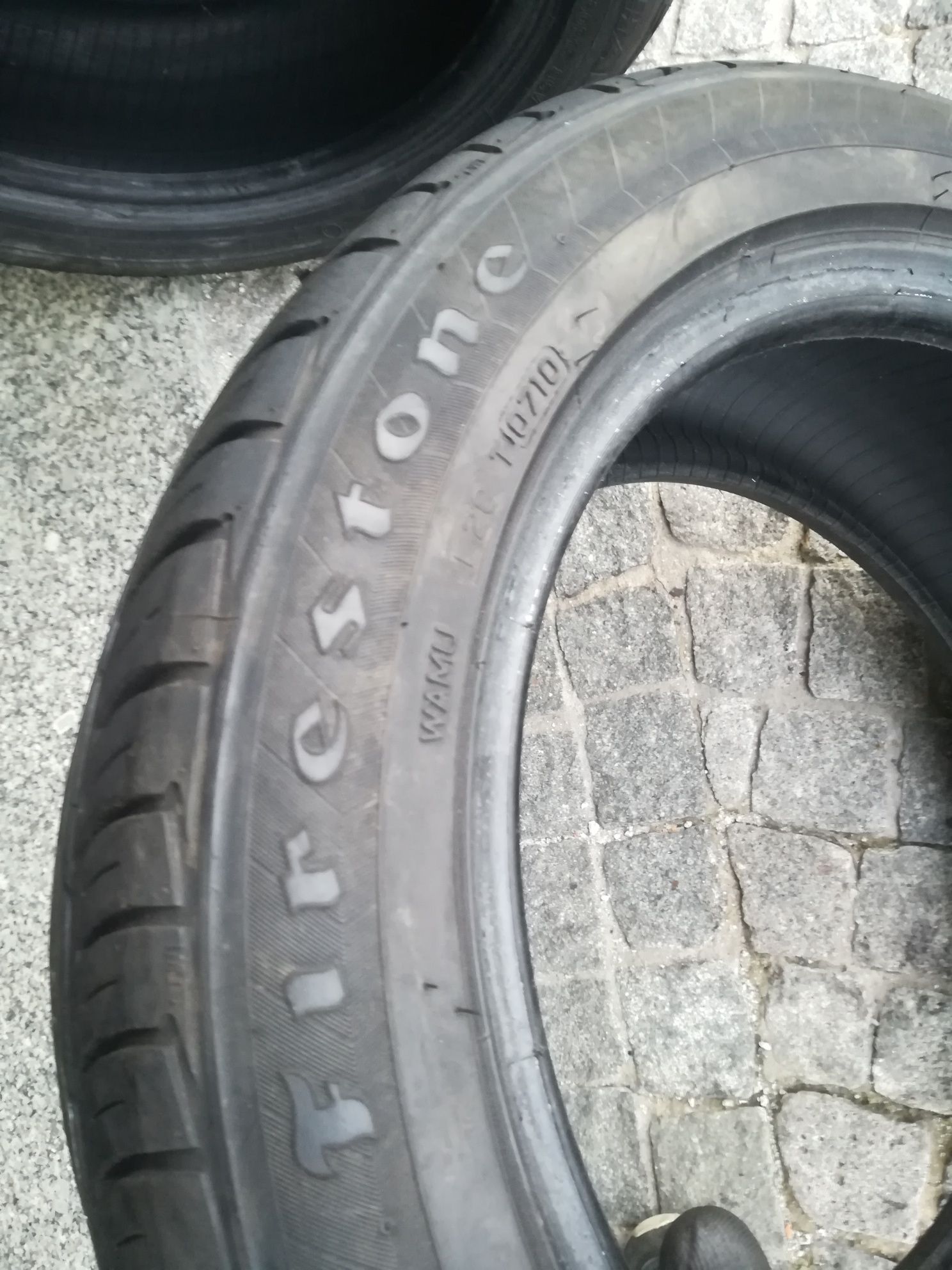 4 pneus 205 50 r15 Firestone