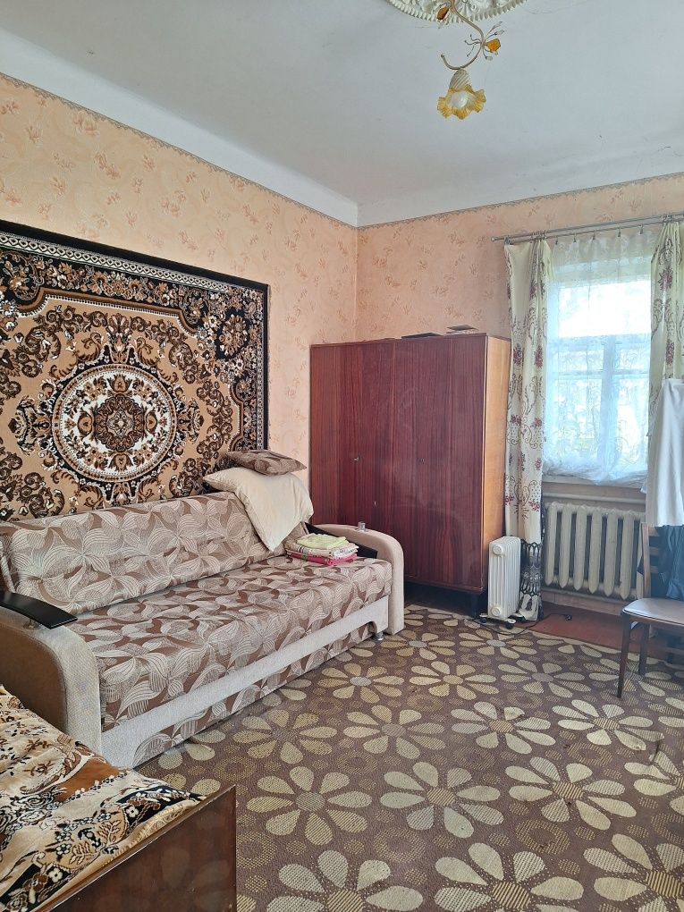 Продам частину будинку  вул. Пимоненко