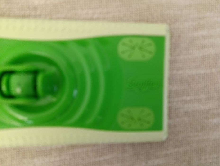 Swiffer 3D Cleaner Zestaw Startowy – Miotła + Chusteczki, Nowy