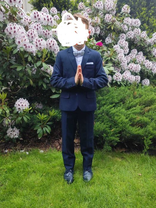 Garnitur marki Stan dar 128 ale jak 134 granatowy