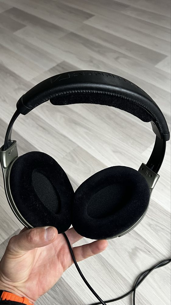 Słuchawki Sennheiser HD595