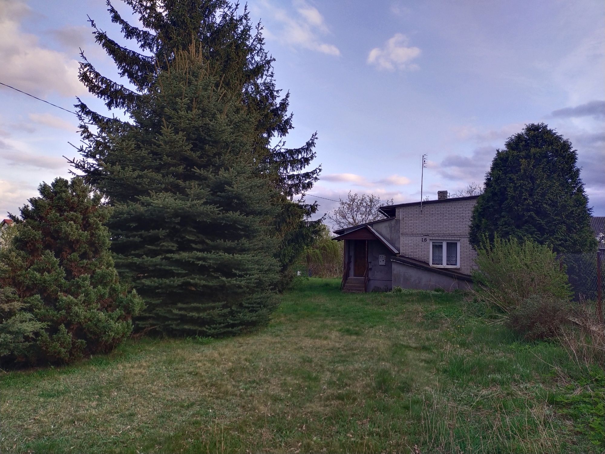 Działka/Siedlisko zabudowane