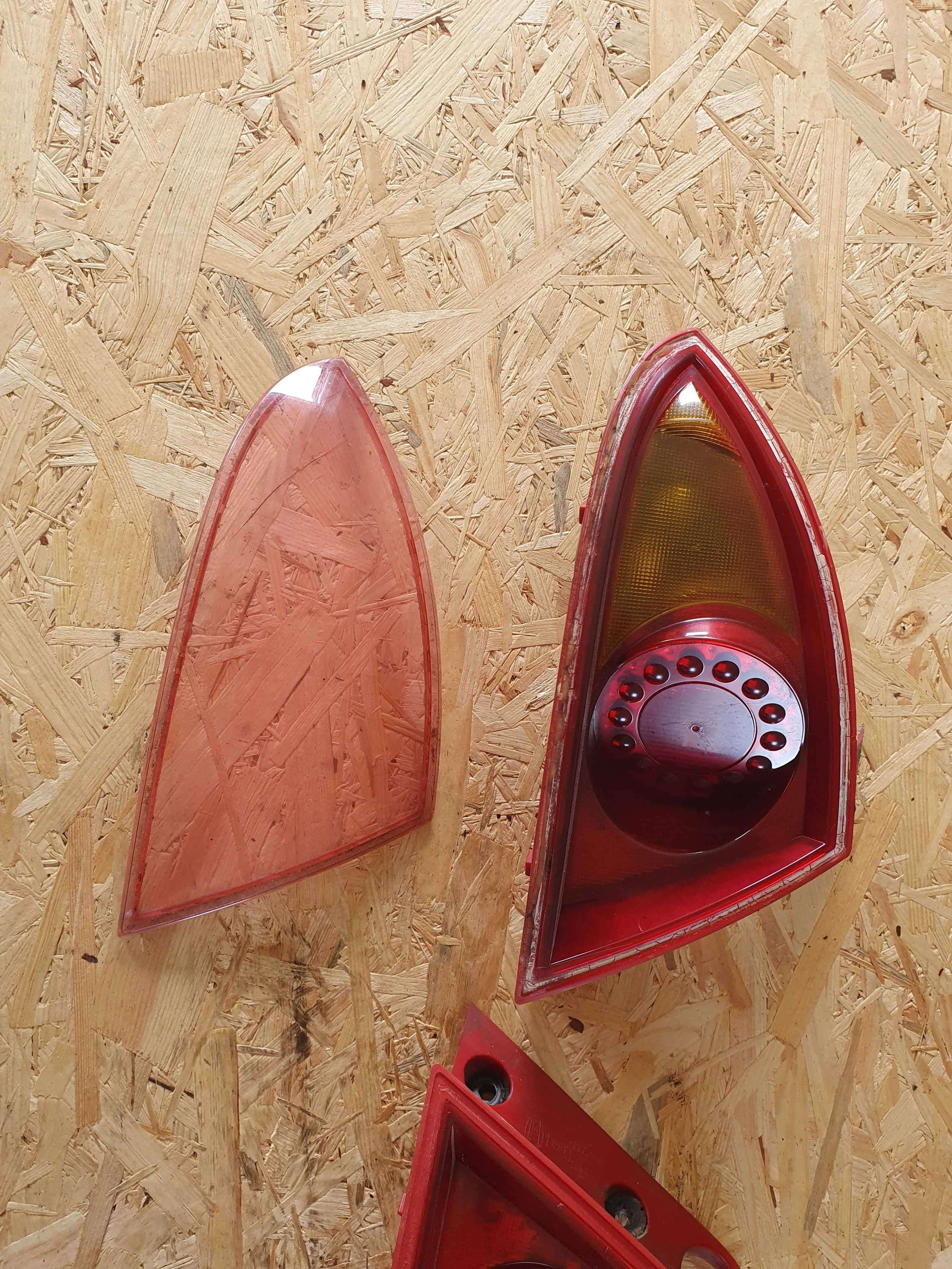 Lampa lampy tylne Seat Leon 2 II wkład