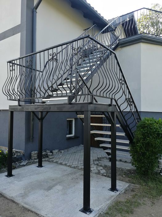 Schody metalowe cynkowane