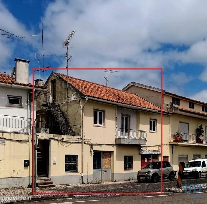 Prédio T2 em Maiorga de 173,00 m2