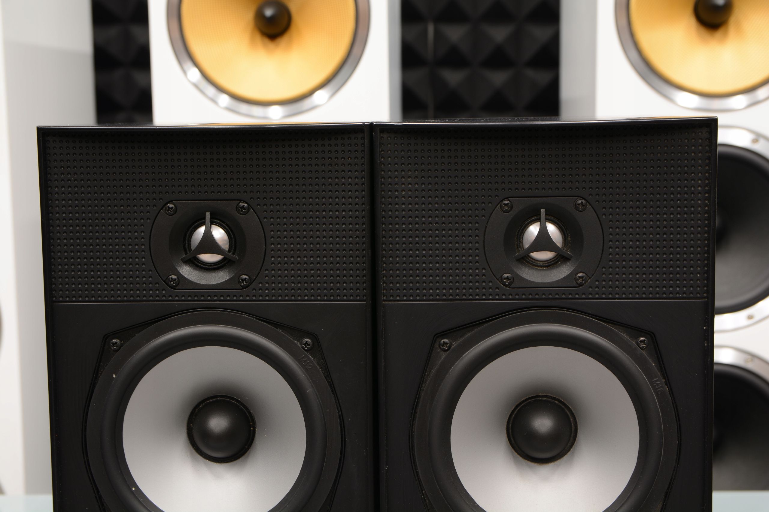 Kanadyjskie kolumny podstawkowe głośniki Monitory stereo PSB Alpha B