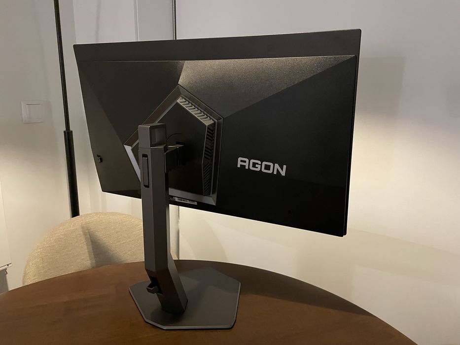 Monitor OLED AOC Agon PRO AG276QZD2-27