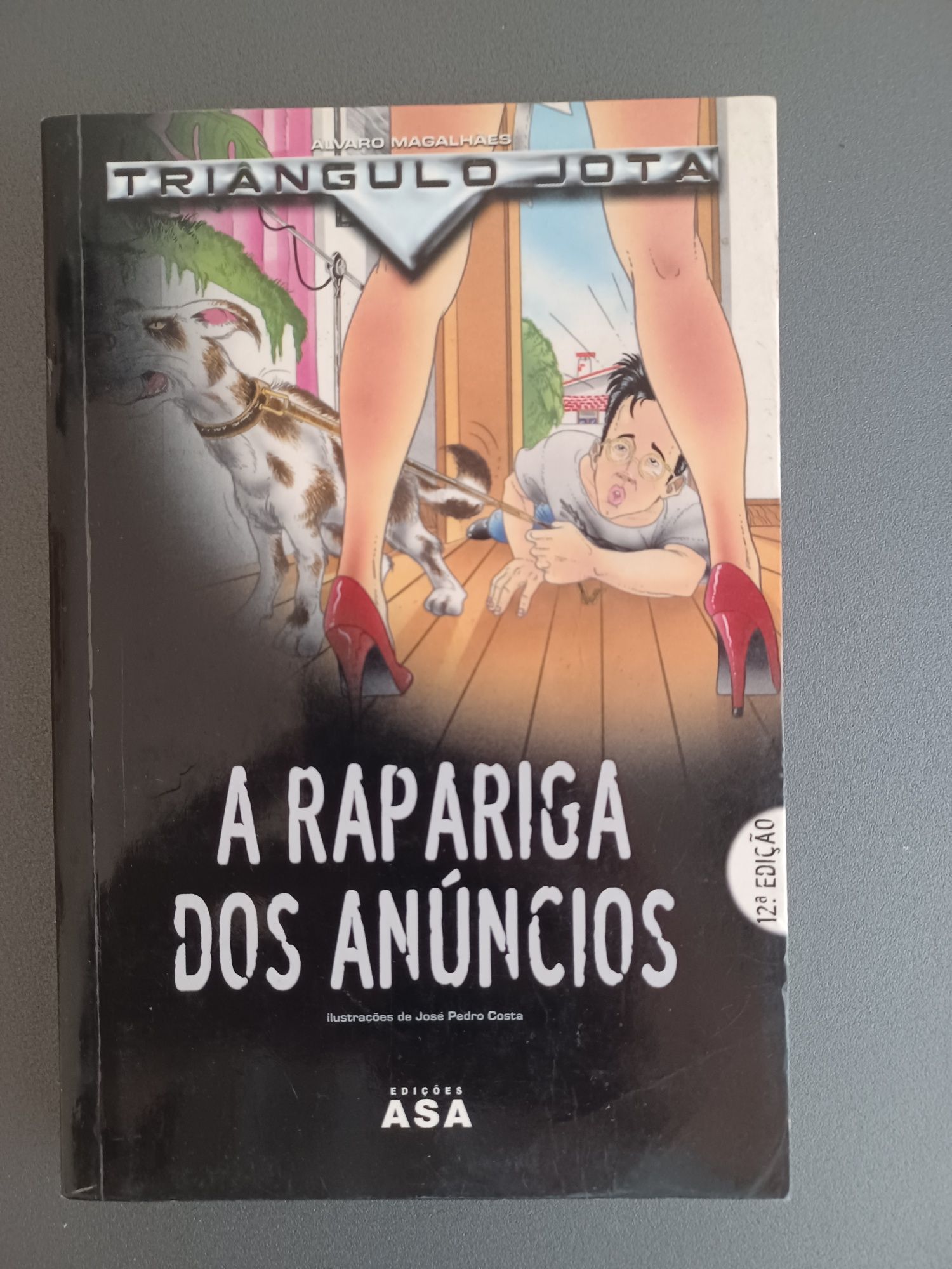 Livro Triângulo Jota - A Rapariga dos Anúncios