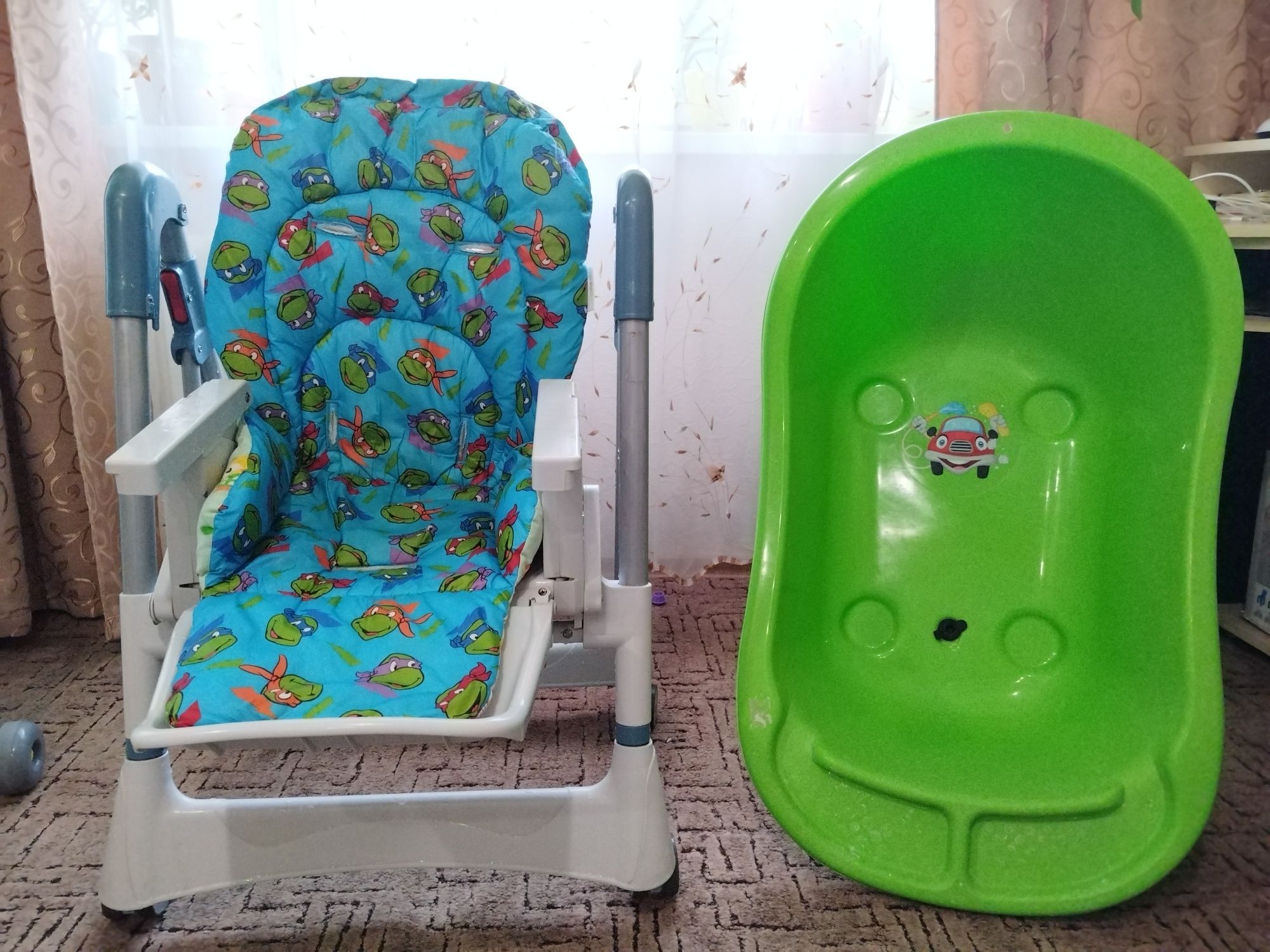 Дитячий стілець для годування + ванночка