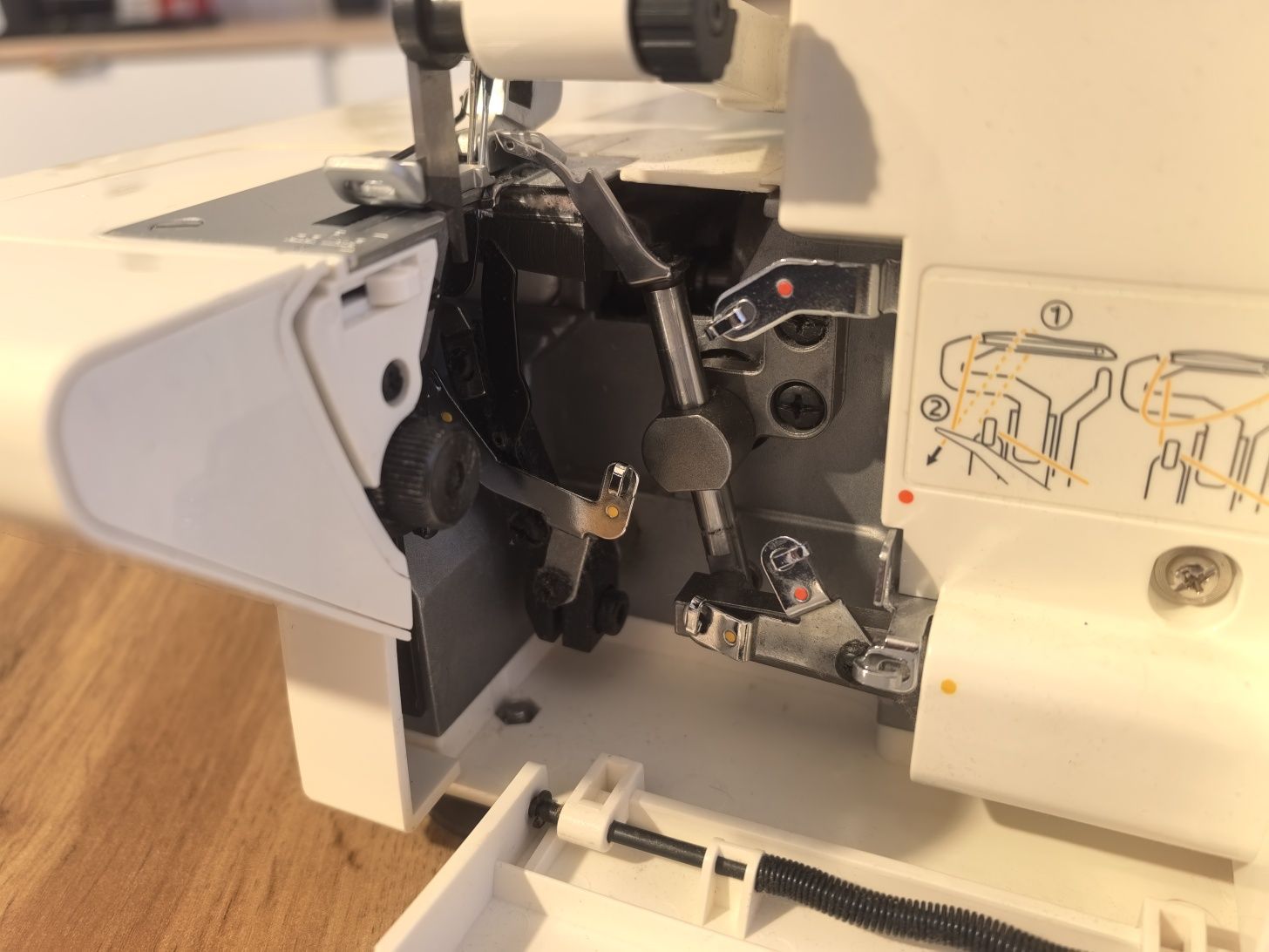 Overlock Singer 14SH644
