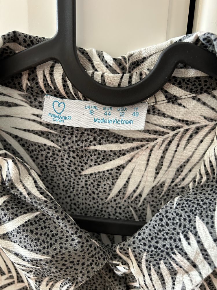 Zielona sukienka w beżowe liście Primark rozmiar 44 wiskoza