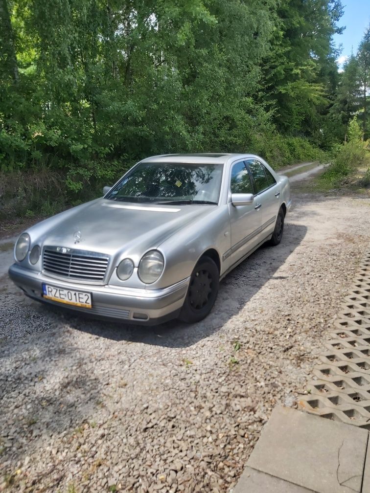 Ładny mercedes w210 e290