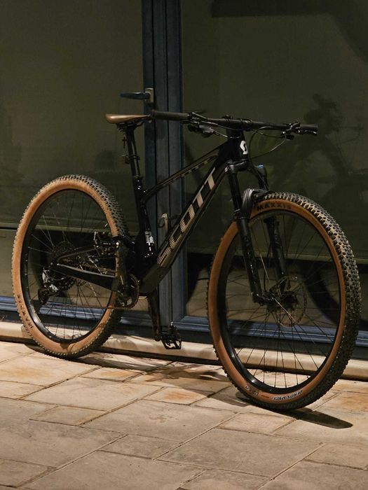 SCOTT Spark RC Carbon HMF – Roda 29" Quadro M – 2024 – Como Nova