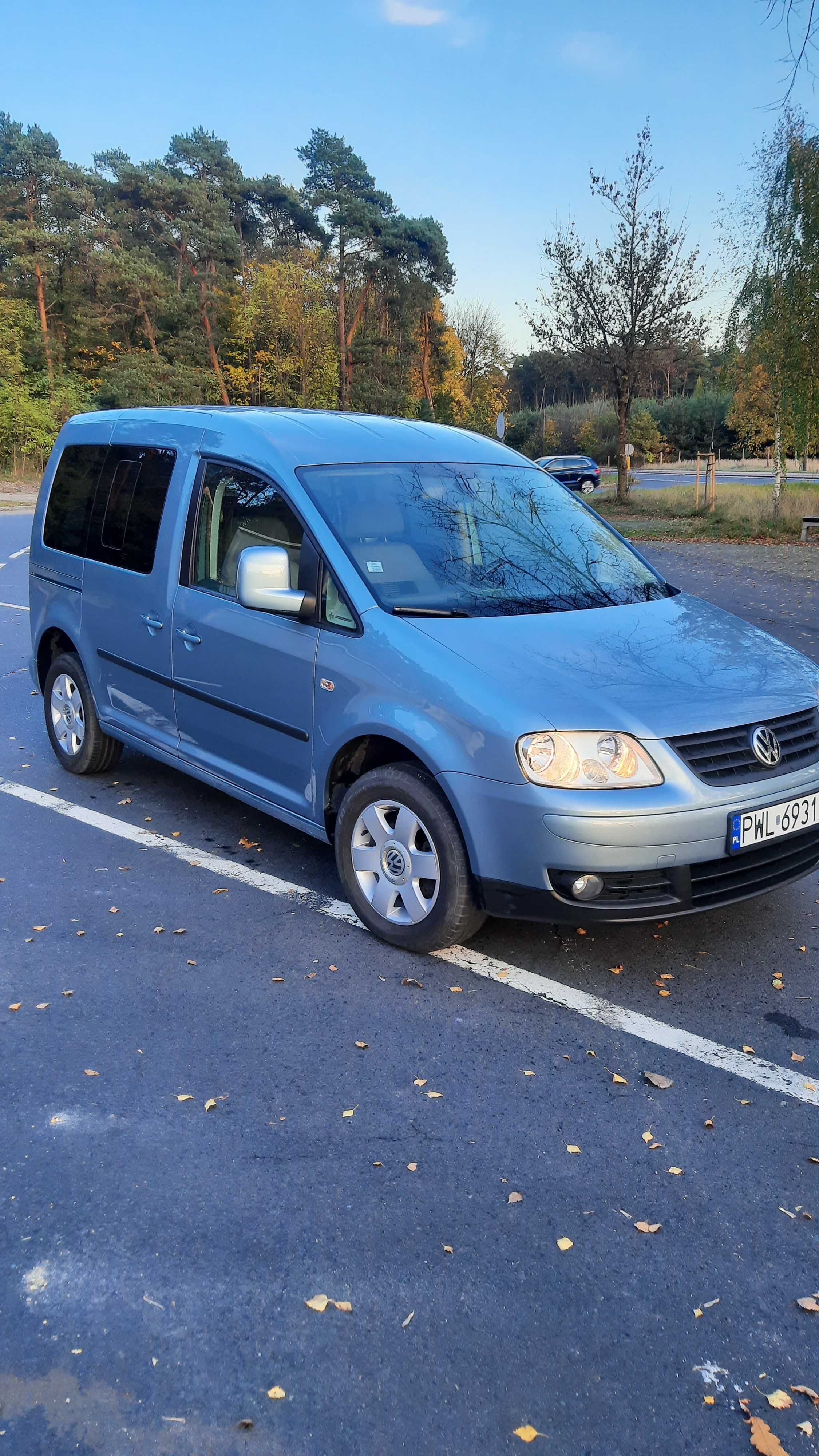 Volkswagen Caddy 1.9 TDI 2010 rok