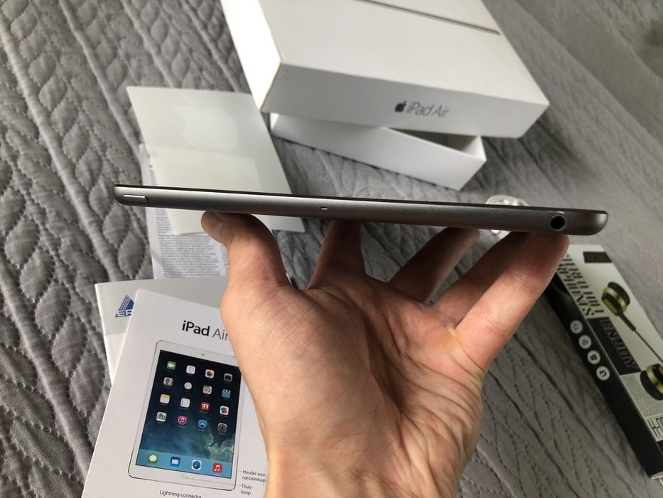 iPad AirАйпад планшет +зарядка+стилус