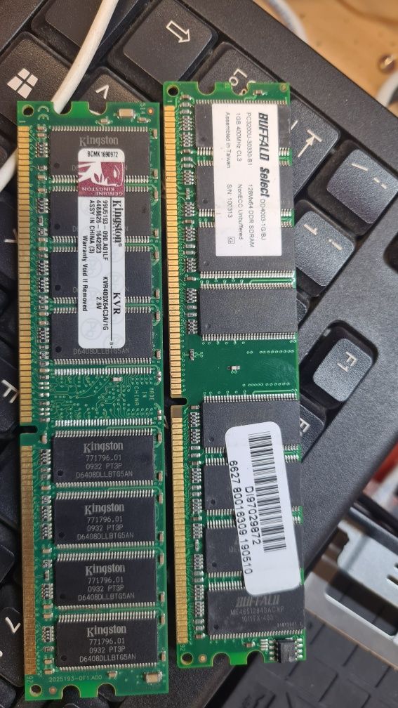 Memórias ddr 400 1gb