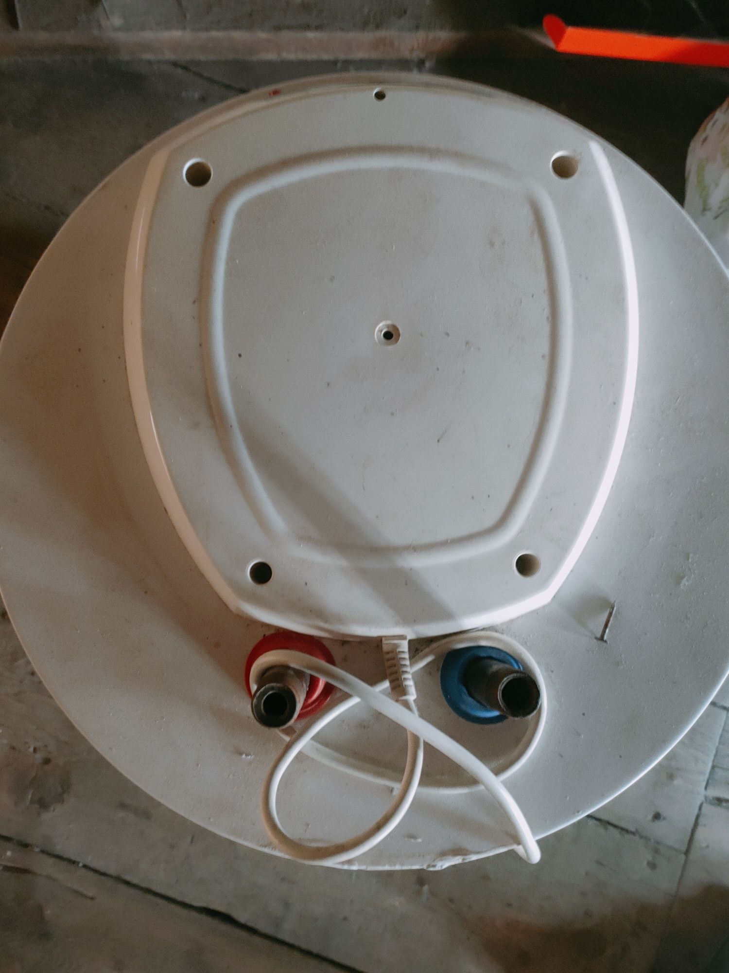 Bojler elektryczny 40 l
