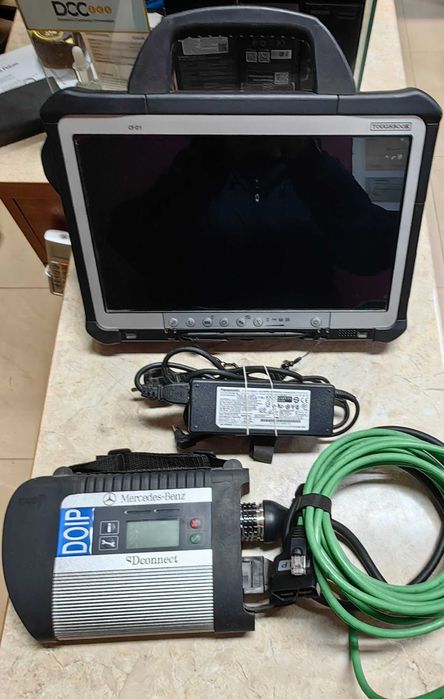 Komputer diagnostyczny Panasonic CF-D1N +interfejs Mercedes SD-Connect