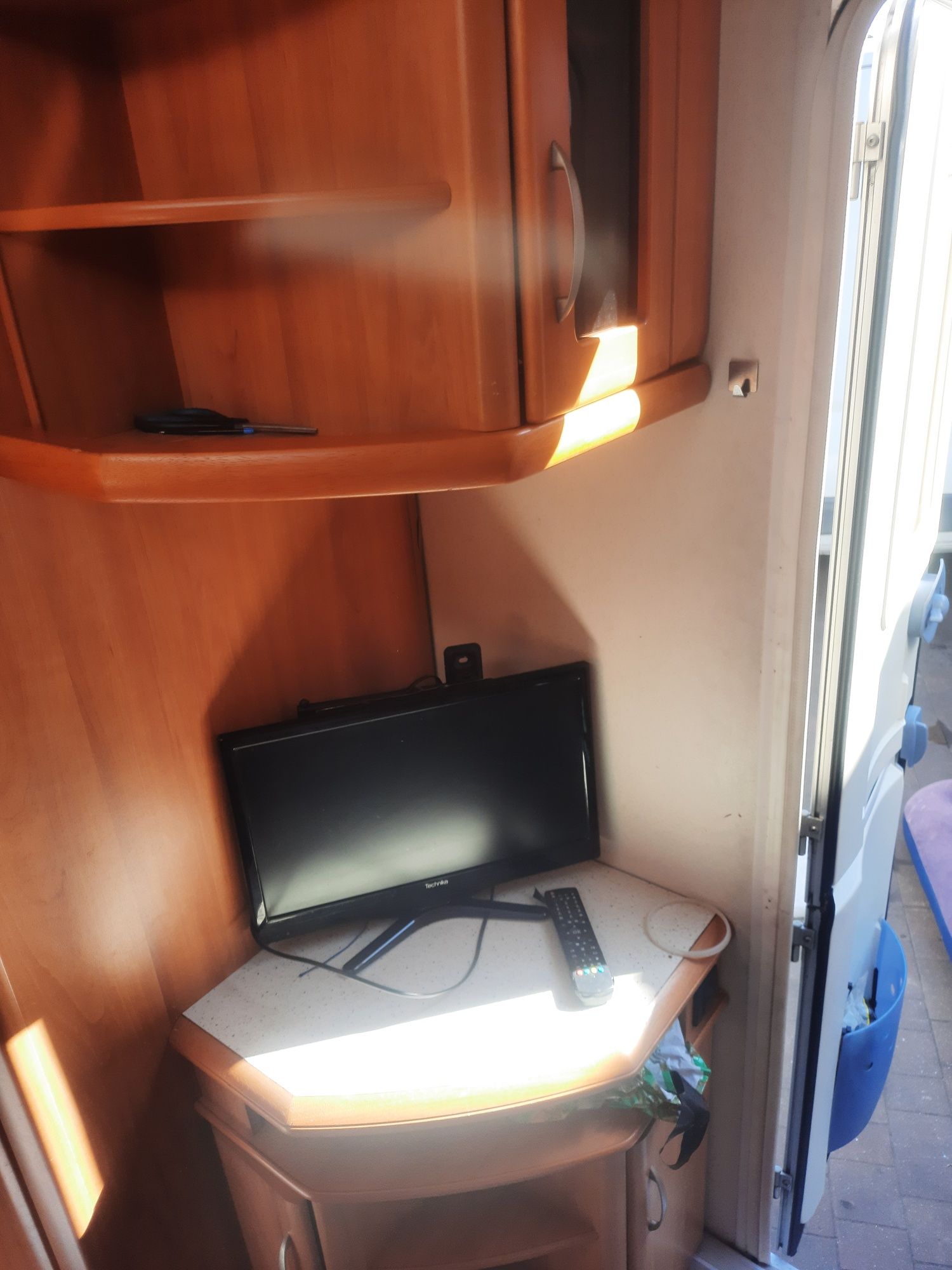 Przyczepa kempingowa kamper hobby wilk fendt de luxe easy 540 klima  2