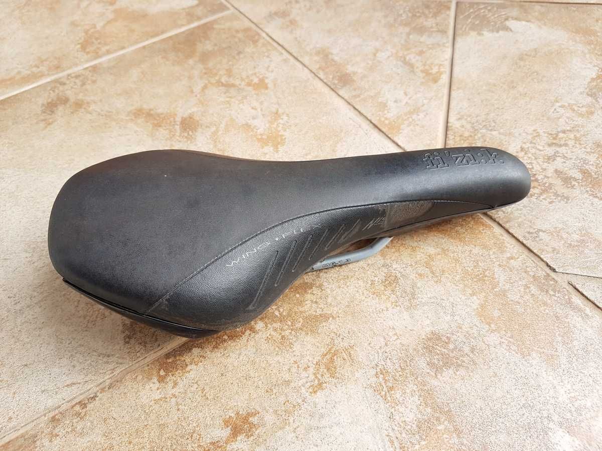 siodełko FIZIK Nisene Wing Flex, 130mm