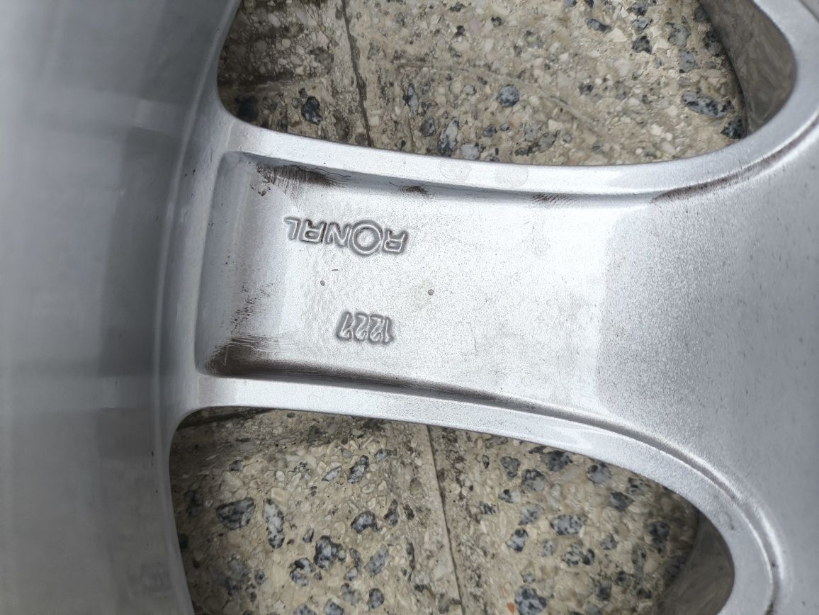 Jantes 16 originais Mercedes, 2 pneus,kits pernos segurança
