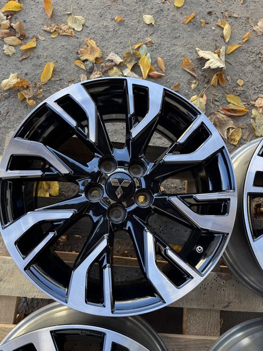 Mitsubishi R18 диски оригінальні