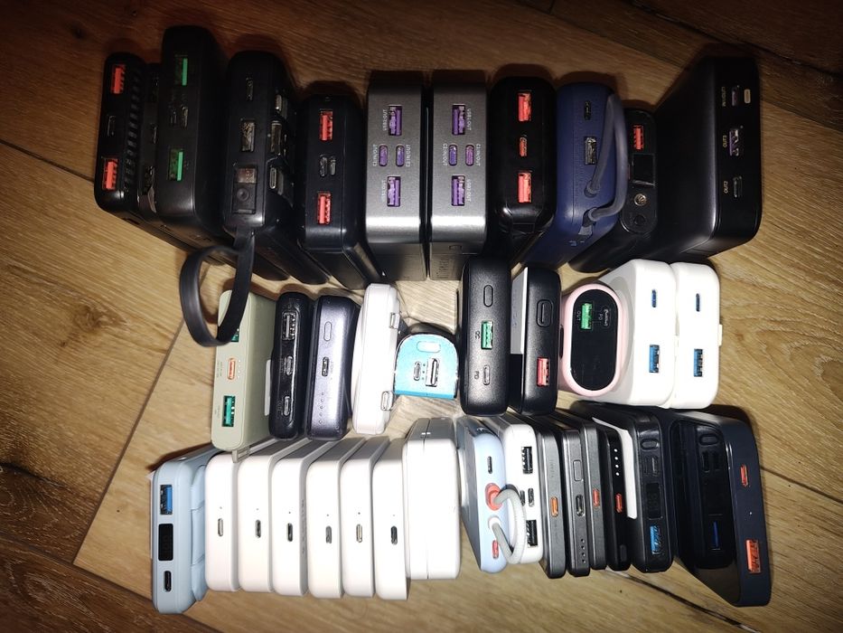 Повербанк з Європи повиставові робочі з магазинів оптом по 150 грн шт