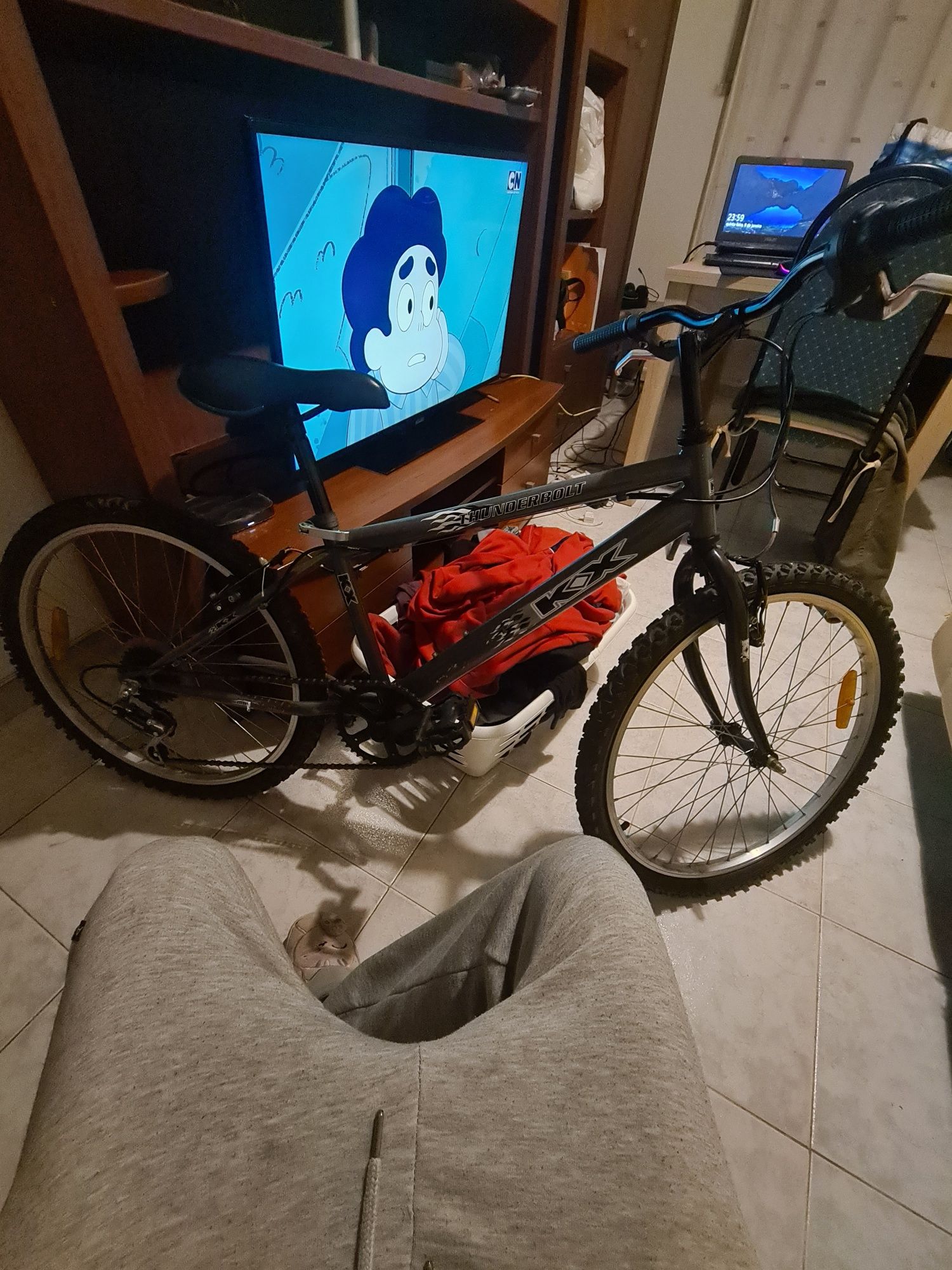Vendo bicicleta quase nova