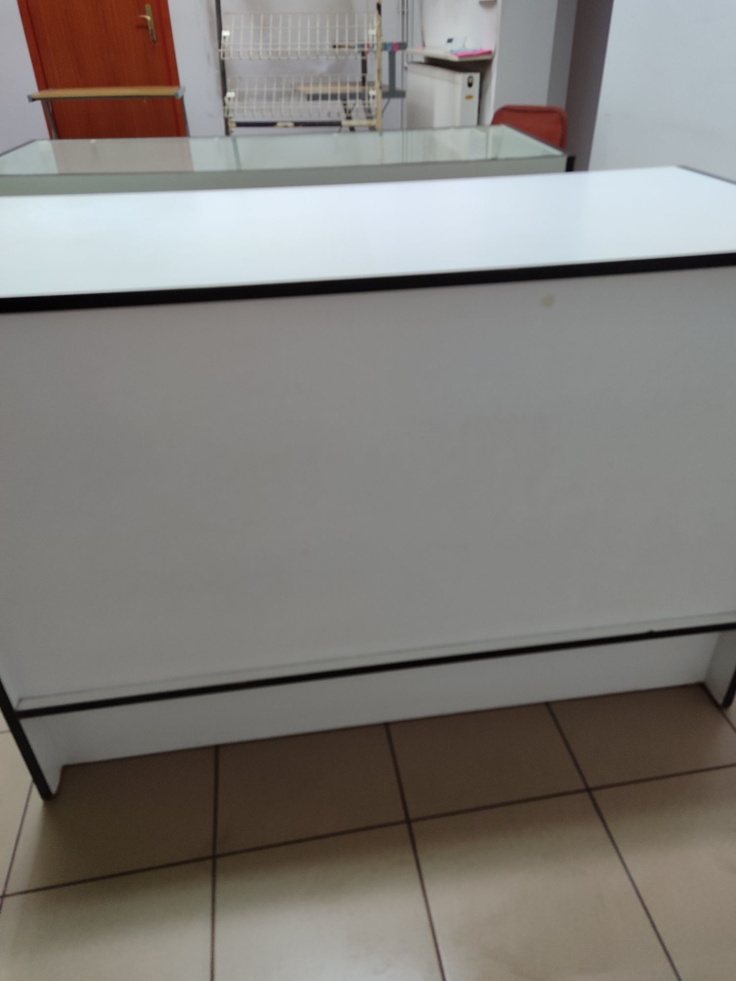 Lady z szybą od góry i połową frontu - białe Nowa cena Promocja