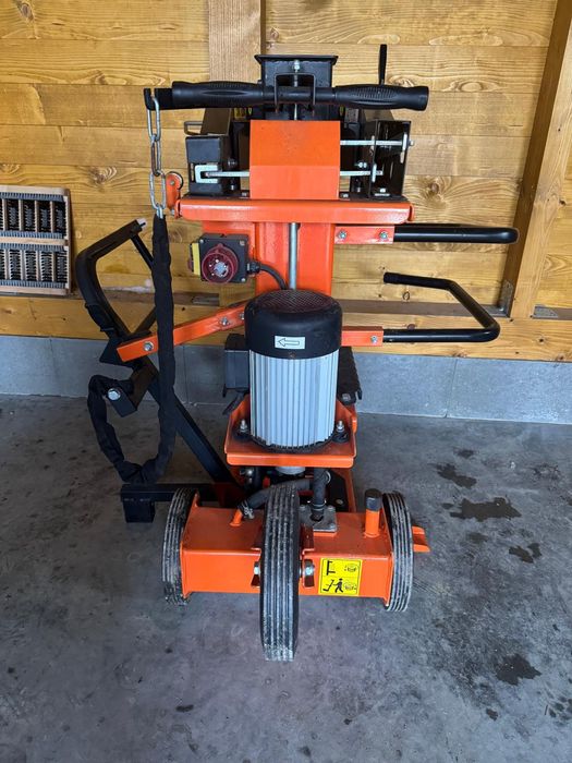 Łuparka do drewna Scheppach 15 ton .