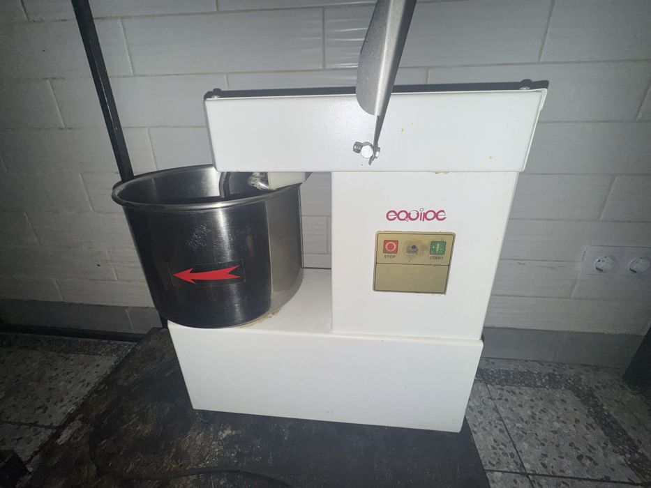 Тістоміс Equipe AS8M