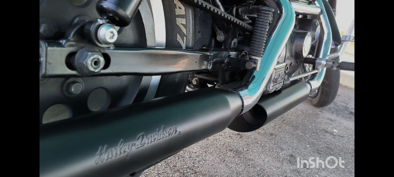 Harley Davidson 883 Custom