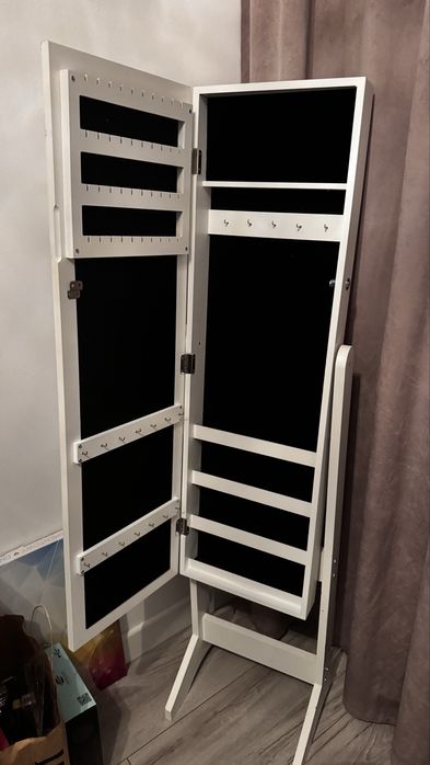 Lustro sprzedam z szafką