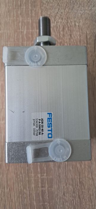 Siłowniki Festo nowe