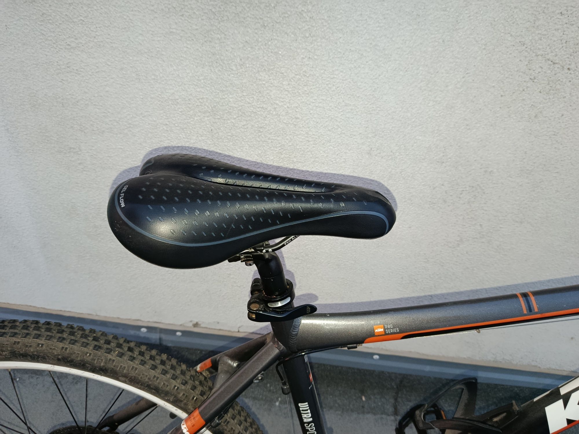 Vendo bicicleta KTM