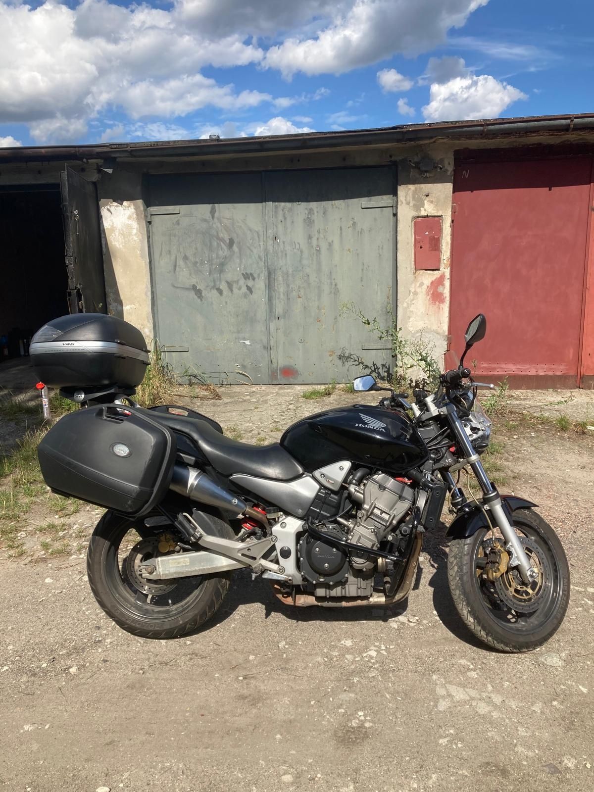 Honda hornet cb900