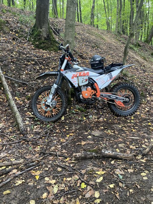 Кові Лайт 300 ідеальний стан нова резина