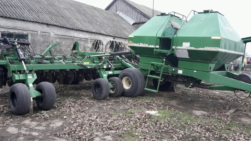 пневматична сівалка Great Plains NTA 3510 с бункером ADC 2230