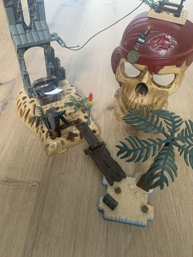 Klocki Mega Bloks 1026 Piraci z Karaibów Isla Cruces