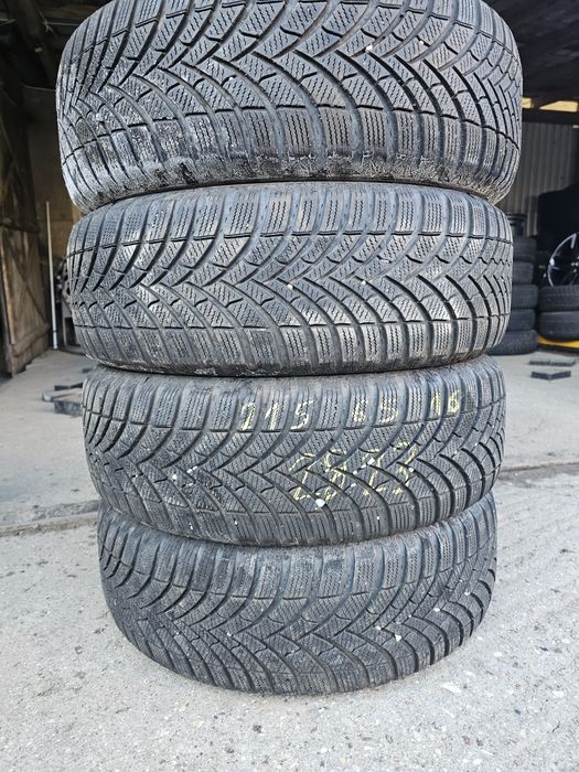 Opony Zimowe R16 215/65-Semperit-8mm-23rok