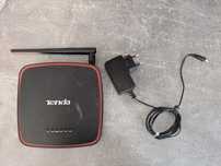 Router Tenda AP4