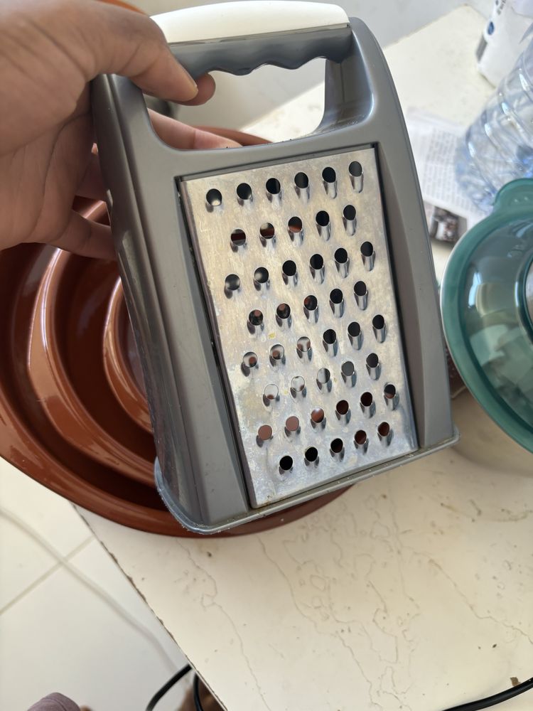Various Kitchen items