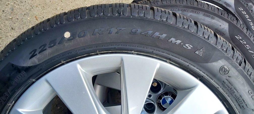Opony Pirelli SottoZero RunFlat 225/50/17 Zima Komplet