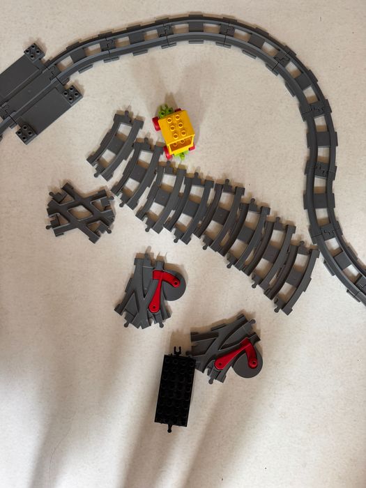 Duuuuży Pakiet klocków DUPLO. Dwa duże pojemniki .