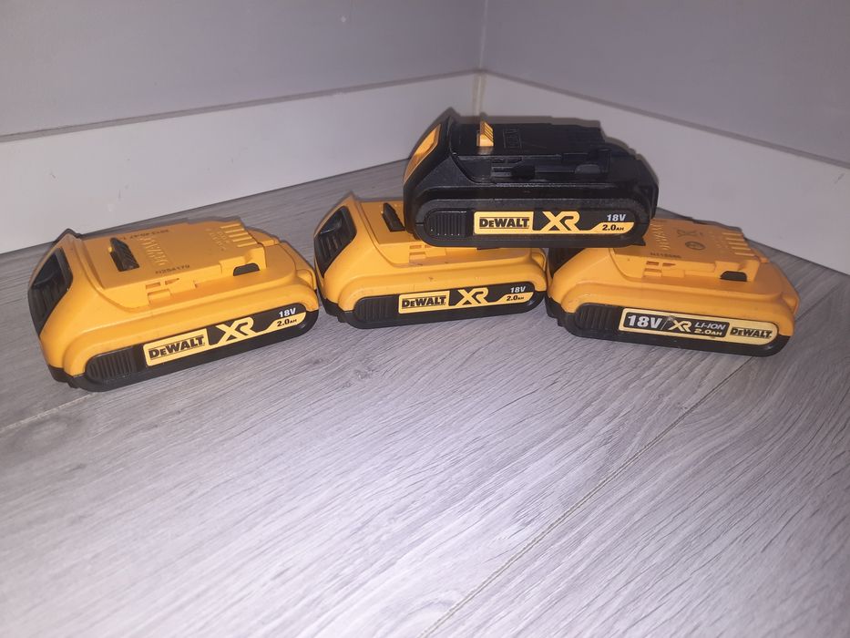 Akumulator DeWalt XR 18V 2Ah uszkodzone
