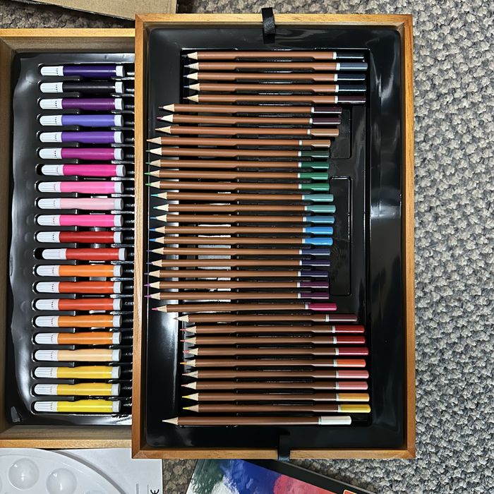 Набір для малювання 174 елементи в валізі Maaleo 6004