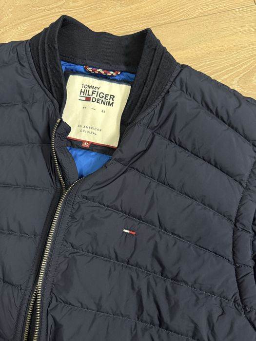 жилетка пухова Tommy Hilfiger  XL розмір